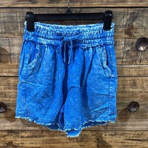 Zenana Outfitters Vibrant Blue Shorts